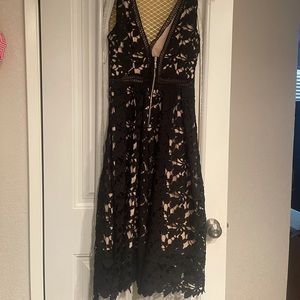 Perfect cocktail dress for all kinds of occasions.